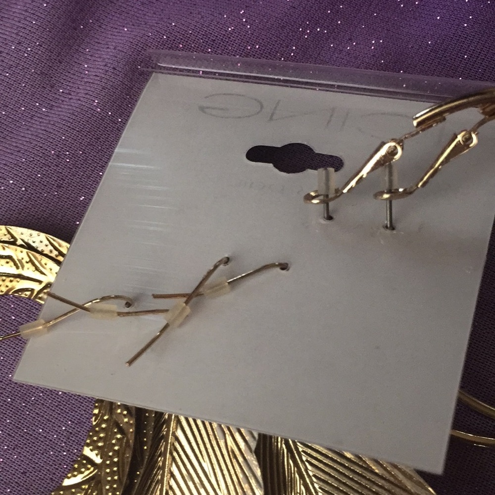 Bundle Earrings Set - Picture 6 of 6
